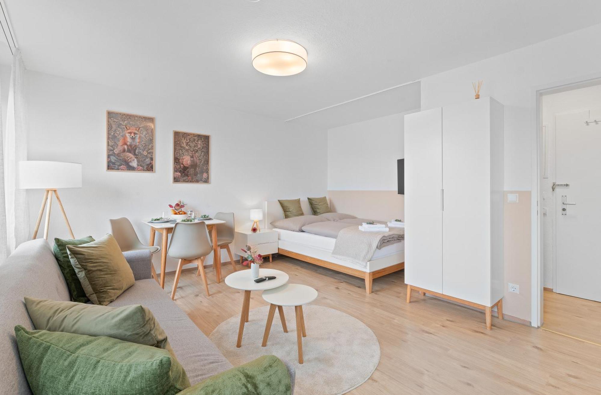 Wohlfuehl-apartment I Zentral I Balkon I Kueche * Fellbach